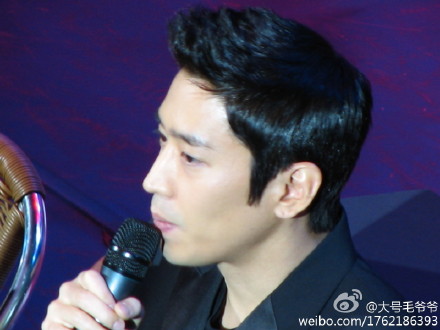 [7.1.12][Pics] Eric Shanghai Fanmeet 6908d499gw1douc1k2f6kj