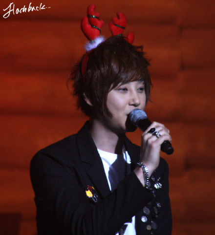 [30.12.11] Shin Hye Sung Year End Concert Pics 6c77f519tw1donbw648a0j