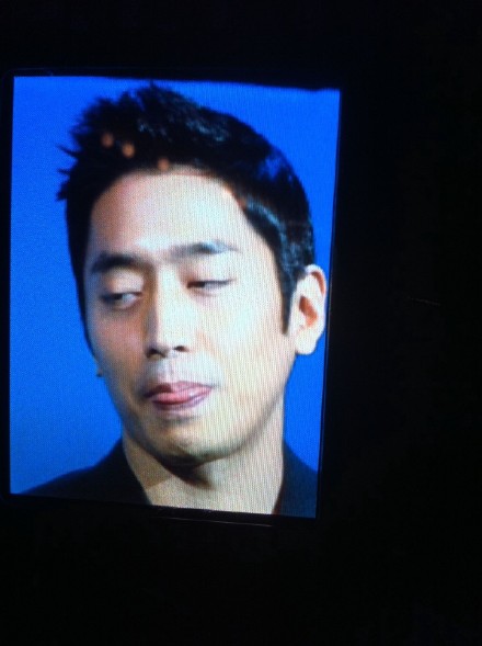 [7.1.12][Pics] Eric Shanghai Fanmeet 734e602ejw1dou54s5wcxj