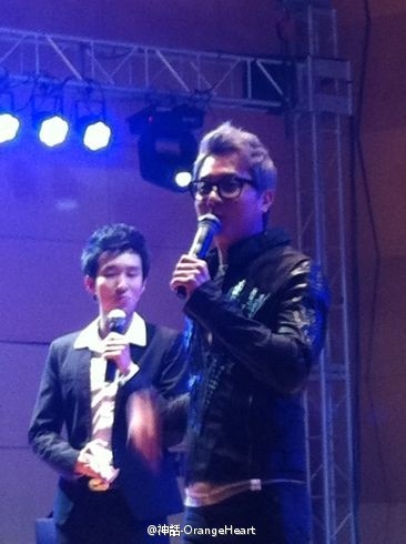 [7.1.12][Pics] Andy Beijing Fanmeet 95bf3916jw1dou4qczk5mj