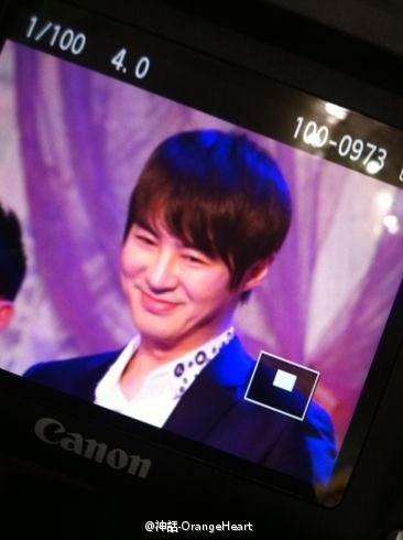 [11.2.12][Pics]JunJin @ Beijing Press Conference + Fanmeet 95bf3916jw1dpyphiywwmj