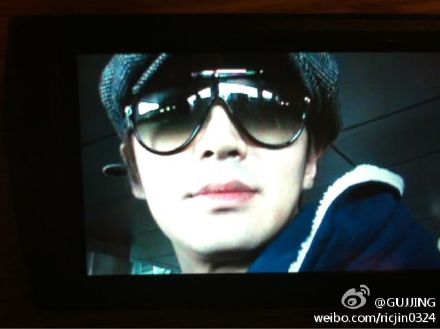 [26.2.12][Pics] JunJin ~ Shanghai to Seoul A1a45ee4jw1dqfq8wegzej