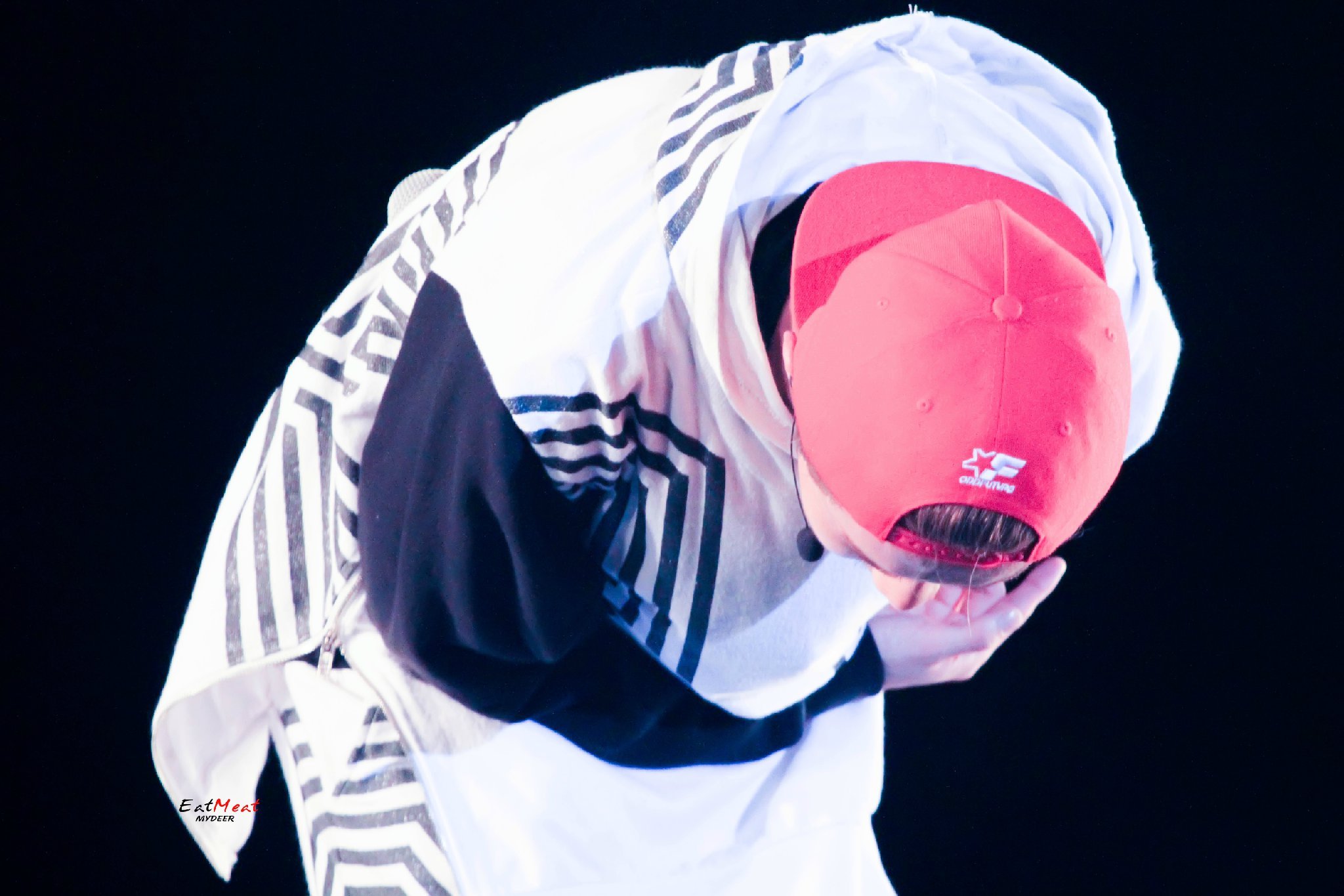 [FANTAKEN] 140705 EXO Concert "The Lost Planet" in Chengdu [150P] 005EjW6Lgw1ei4jucadd7j31kw11xwl1