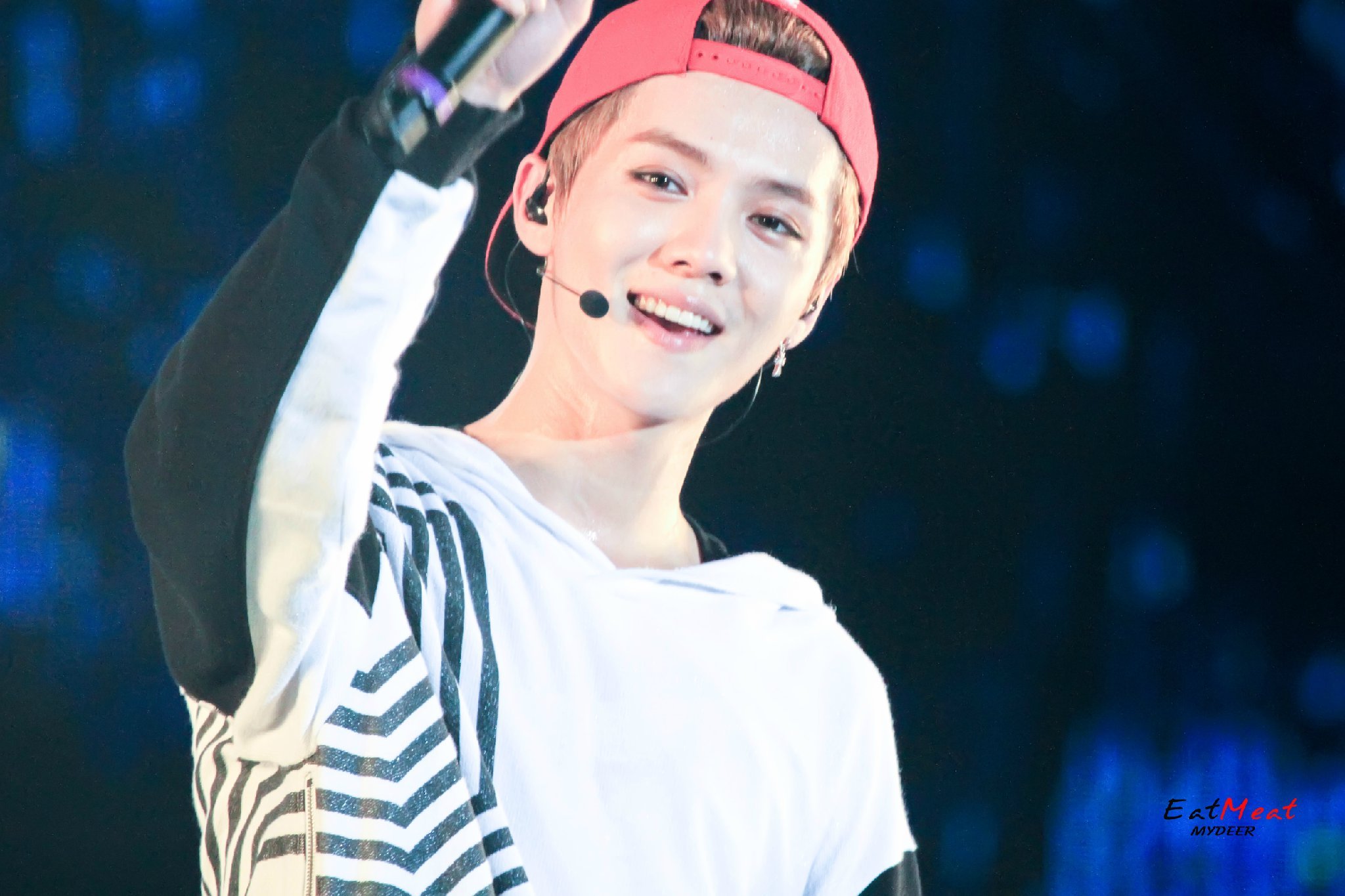 [FANTAKEN] 140705 EXO Concert "The Lost Planet" in Chengdu [150P] 005EjW6Lgw1ei4jugk76wj31kw11xaho