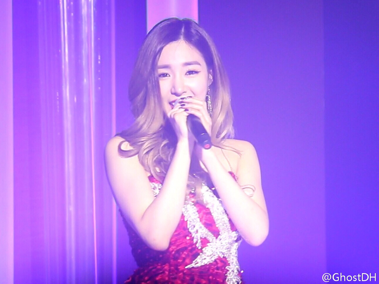 [PIC][27-10-2015]TaeTiSeo khởi hành đi Thượng Hải – Trung Quốc để tham dự "Lễ kỷ niệm 35 năm thành lập Louis Quatorze" vào sáng nay - Page 2 005OG9ZJgw1exgvtmk649j30zv0qvjwa