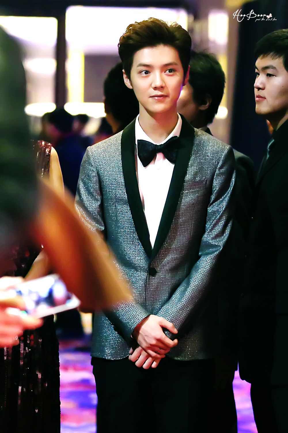 [FANTAKEN] 150115 2014 Weibo Awards Night [100P] 005vuw7Ljw1eocf4ehp04j30rs15oqpw