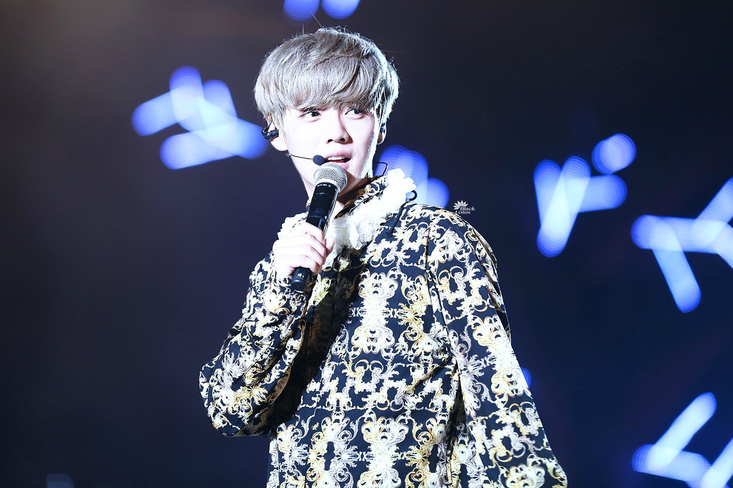 [FANTAKEN] 140727 EXO Concert "The Lost Planet" in Changsha [116P] 005zJl4dgw1eirvugderoj315o0rsgue