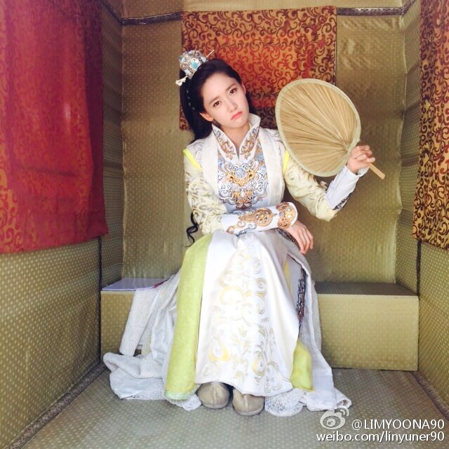 [OTHER][27-09-2015]YoonA gia nhập mạng xã hội Instagram + Selca mới của cô - Page 9 006h0M0Tgw1f3ful8o1apj30hs0hs771