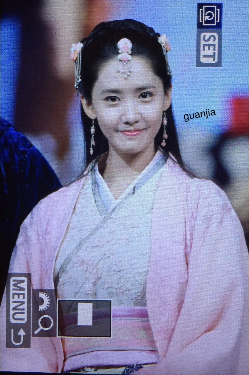 [PIC][30-04-2015]YoonA tham dự buổi họp báo ra mắt bộ phim Trung Quốc đầu tay của cô - "God of War Zhao Yun" vào trưa nay 4555201ajw1ernqao3fskj20no0zk48r