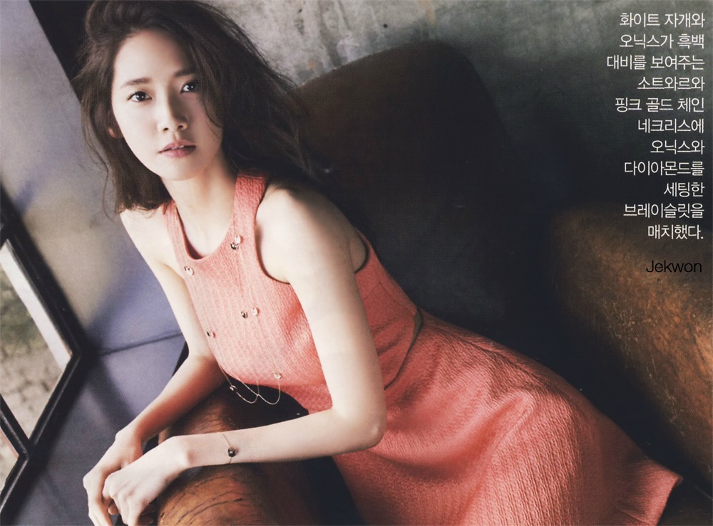 [PIC][21-05-2014]YoonA xinh đẹp và sang trọng trên ấn phẩm tháng 5 của tạp chí "Instyle" và "COSMOPOLITAN" 4b22f862gw1efni693m5pj20rs0kjtet