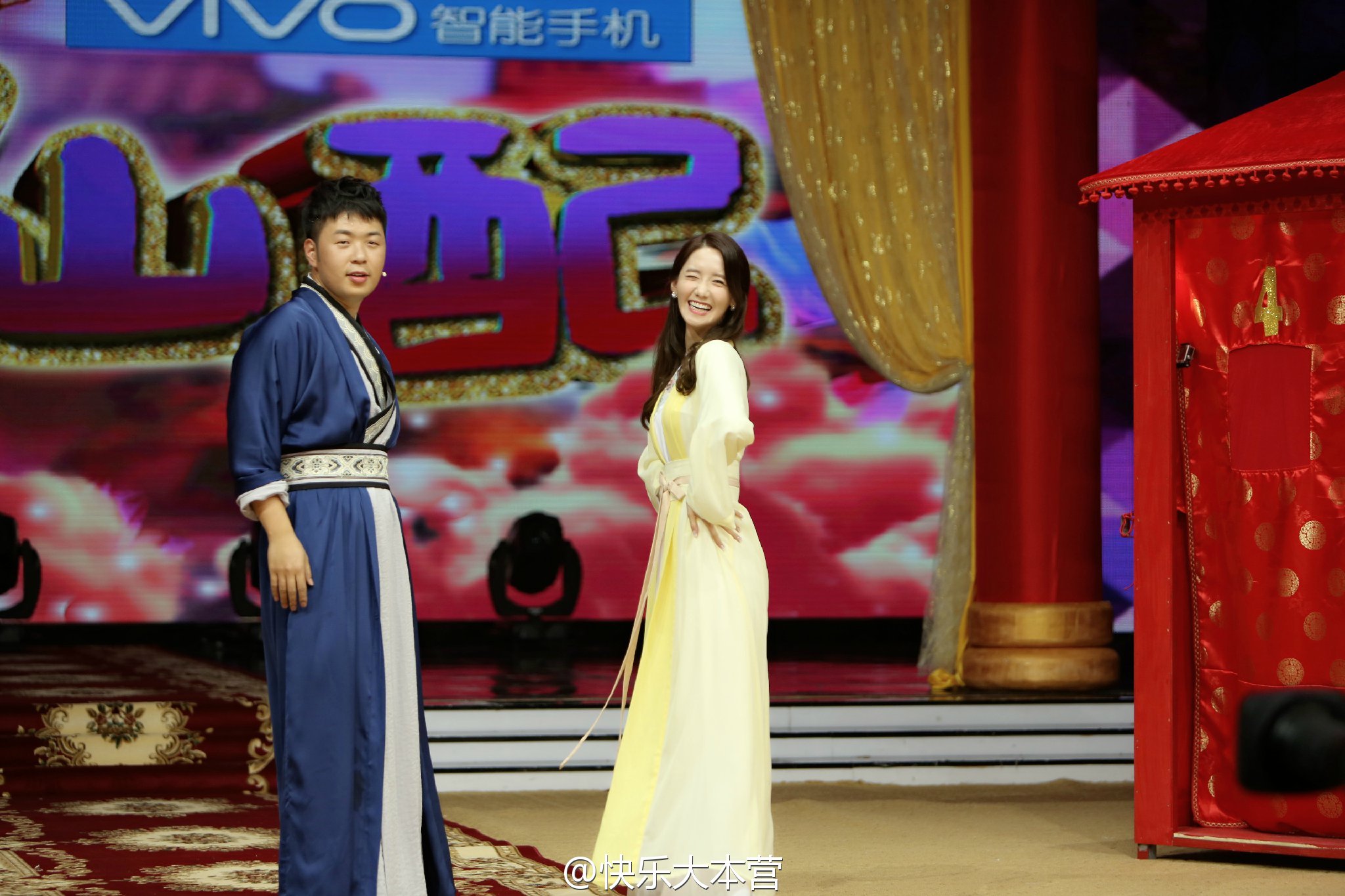 [PIC][18-04-2016]YoonA khởi hành đi Trường Sa - Trung Quốc để ghi hình cho chương trình "HAPPY CAMP" vào sáng nay - Page 2 55500a54gw1f3gy6s3eolj21kw11xqc7