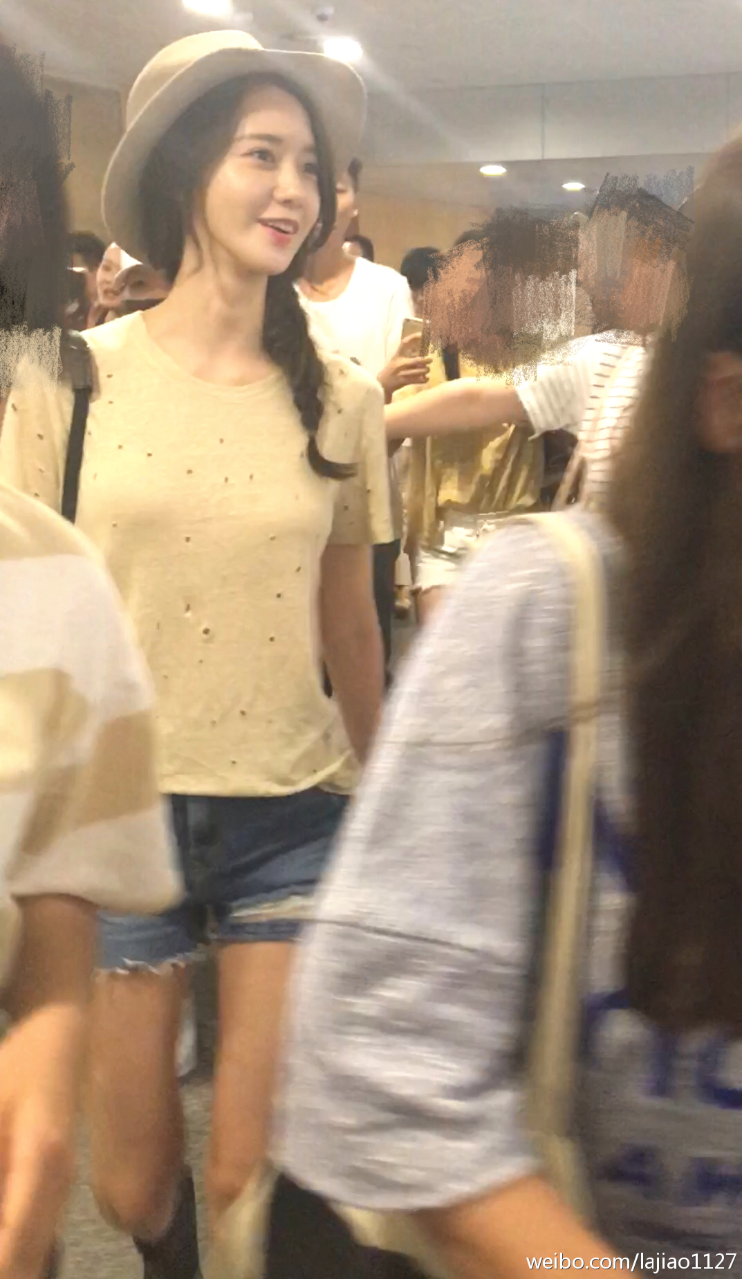 [PIC][25-07-2016]YoonA xuất phát đi Thượng Hải vào chiều nay 5d1f8c08gw1f669ungb1gj20tt1fcb29