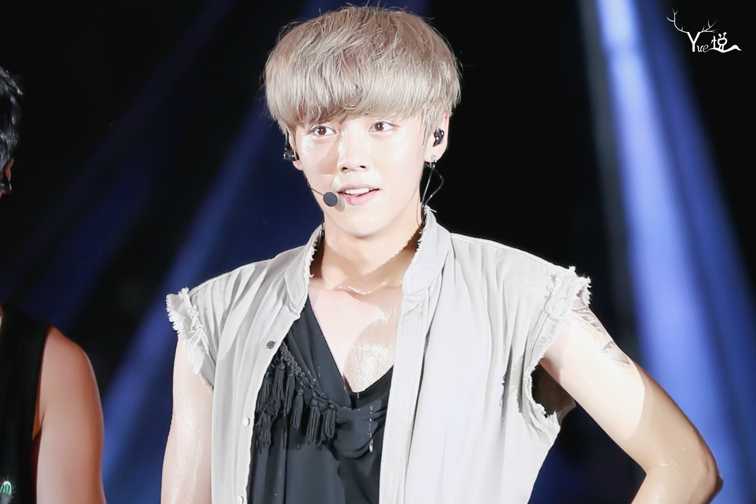 [FANTAKEN] 140727 EXO Concert "The Lost Planet" in Changsha [116P] 642c7784gw1eisv31a7ccj215o0rsq79