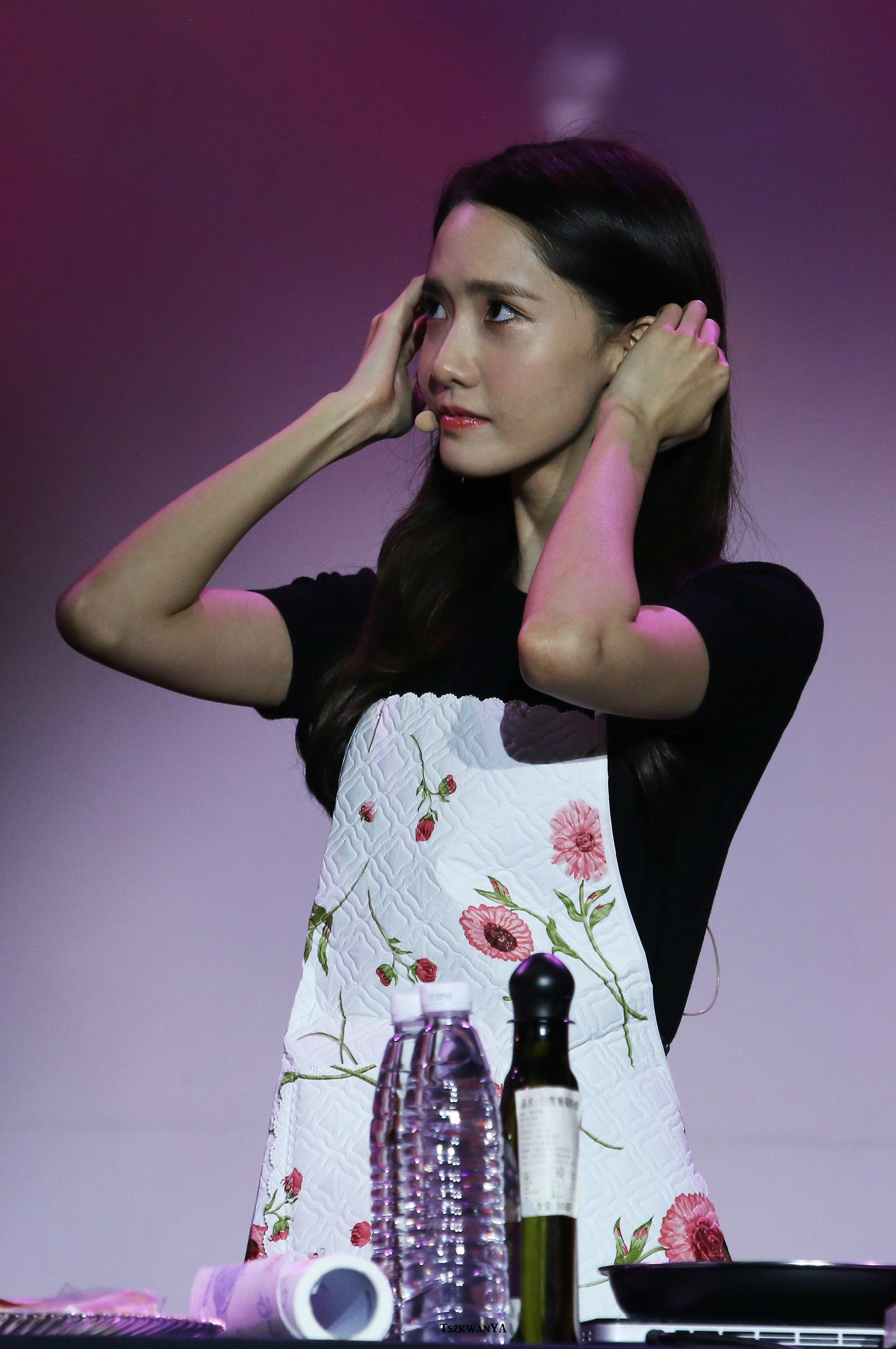 [PIC][24-07-2016]YoonA khởi hành đi Trùng Khánh - Trung Quốc để tham dự "2016 YoonA 1st Fanmeet - BLOSSOM in Chongqing" vào sáng nay - Page 5 65cbb043jw1f6mr5sn68pj21kw2dnx0k