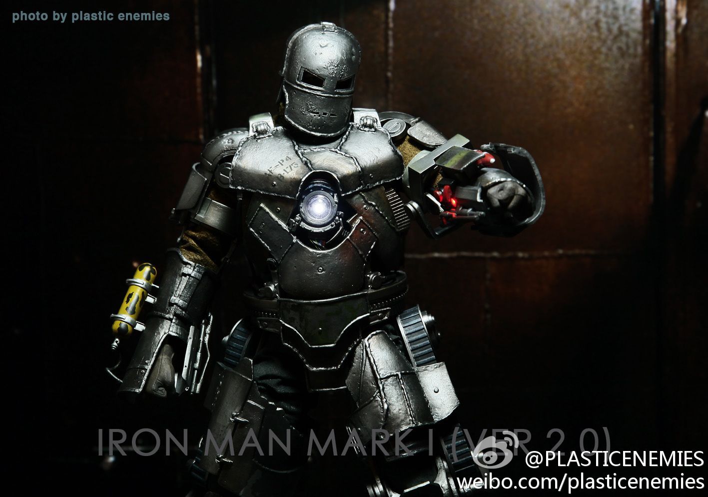 [Hot Toys] Iron Man - Mark I - 2.0 Limited Edition Collectible Figurine - Página 10 6a853733jw1dw4jcqe13oj