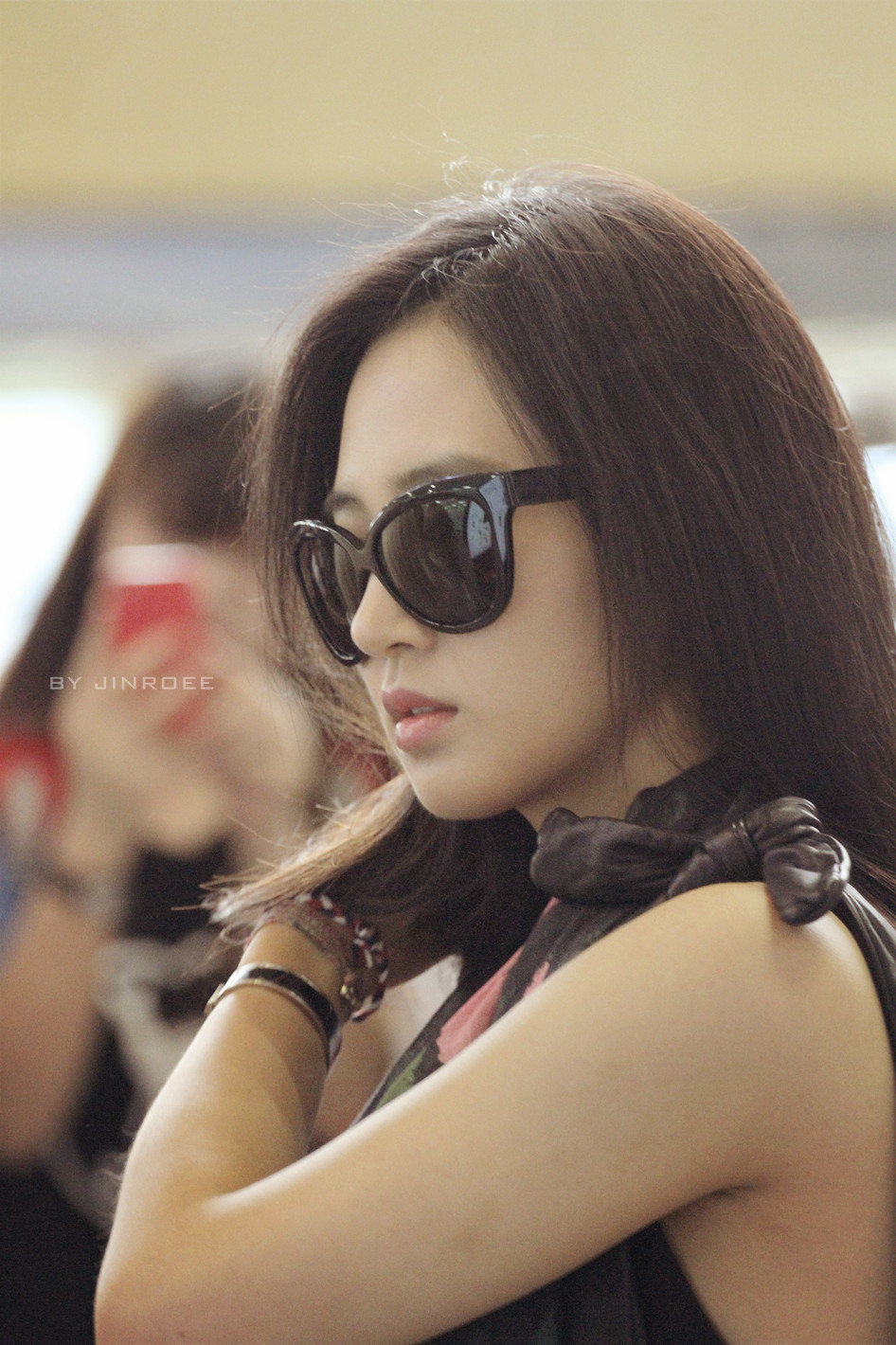 [PIC][19-06-2013]SNSD khởi hành đi Nhật Bản vào sáng nay 6a9afcd5jw1e5t98wwspyj20qa13ggtw