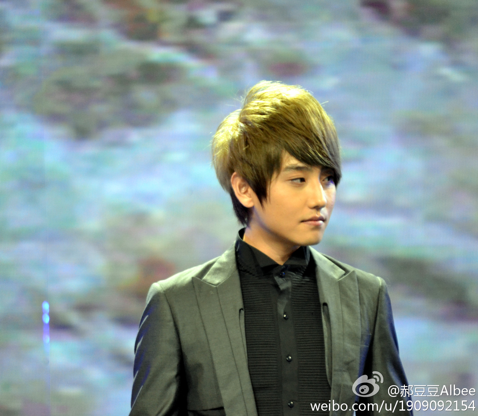 [20120227] MIC男团 recorded "China Art-Weekend Edition"@CCTV 4 (录制中国文艺周末版) 71ca6f3atw1dqh1kolbk3j