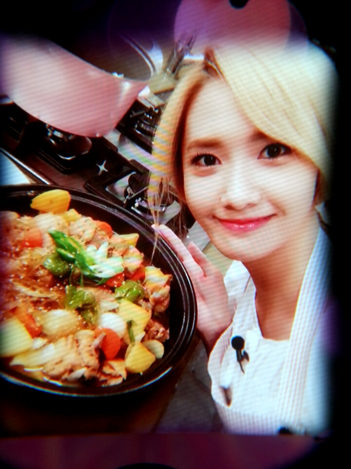 [OTHER][27-09-2015]YoonA gia nhập mạng xã hội Instagram + Selca mới của cô - Page 11 7556957dgw1f659sae2rij20k00qon98