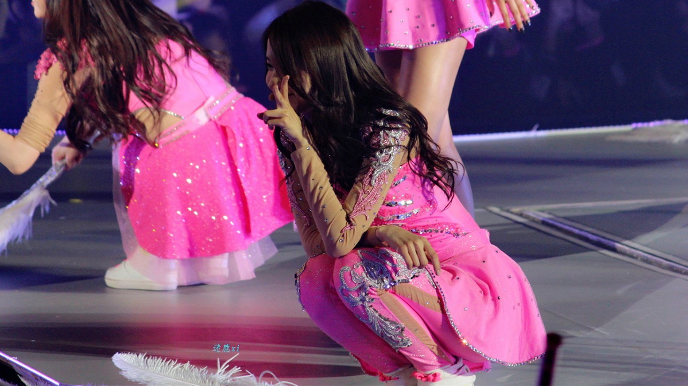 [PIC][15-02-2014]SNSD khởi hành đi Ma Cao để biểu diễn "2013 Girls' Generation's World Tour – Girls & Peace in Macau" vào sáng nay - Page 15 756209b1tw1edo5ytcr76j211y0lcwkh