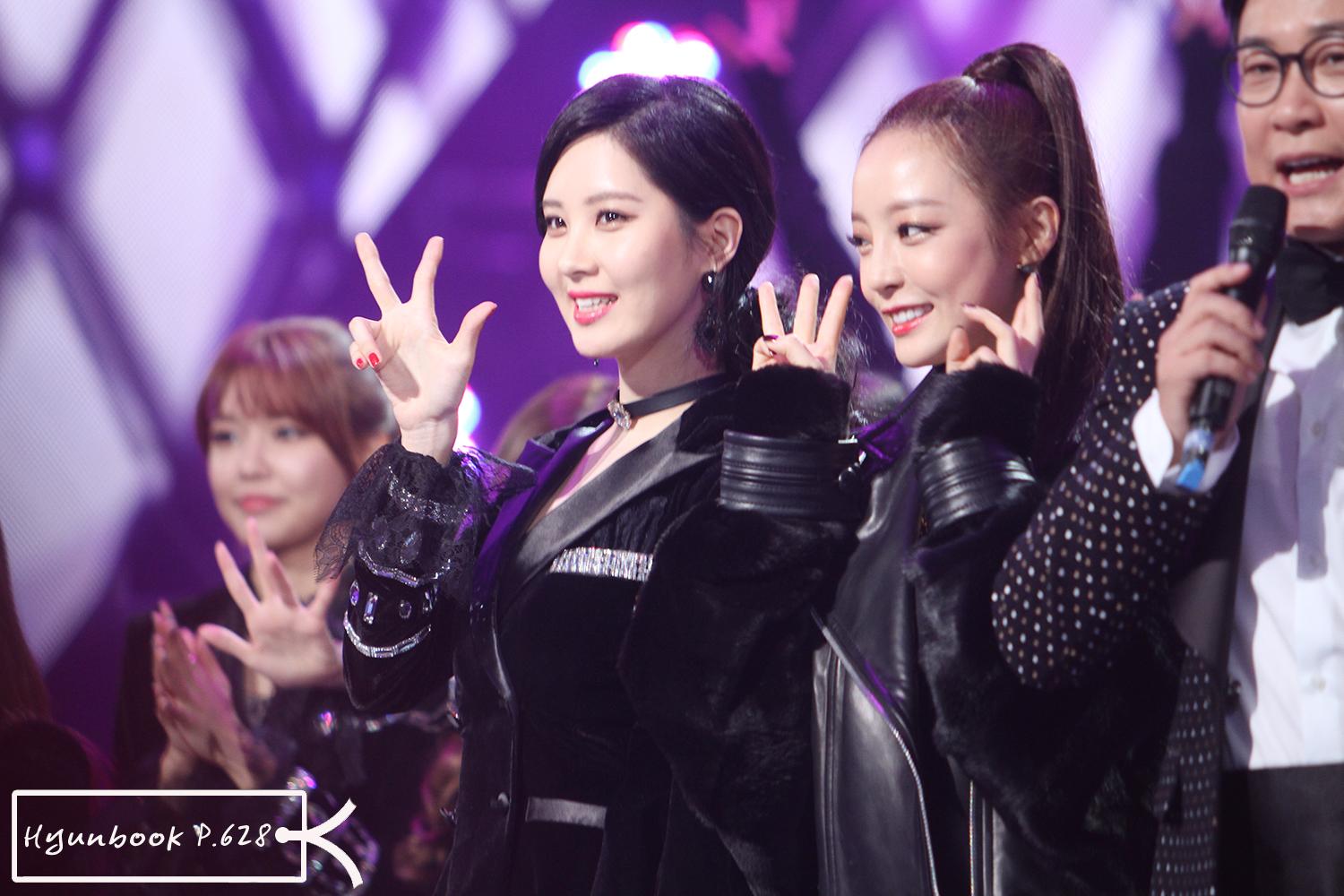 [PIC][31-12-2014]Hình ảnh mới nhất của SNSD từ Đại nhạc hội cuối năm - "2014 MBC Gayo Daejun"  7d55415bgw1eo3sy1qracj215o0rs428