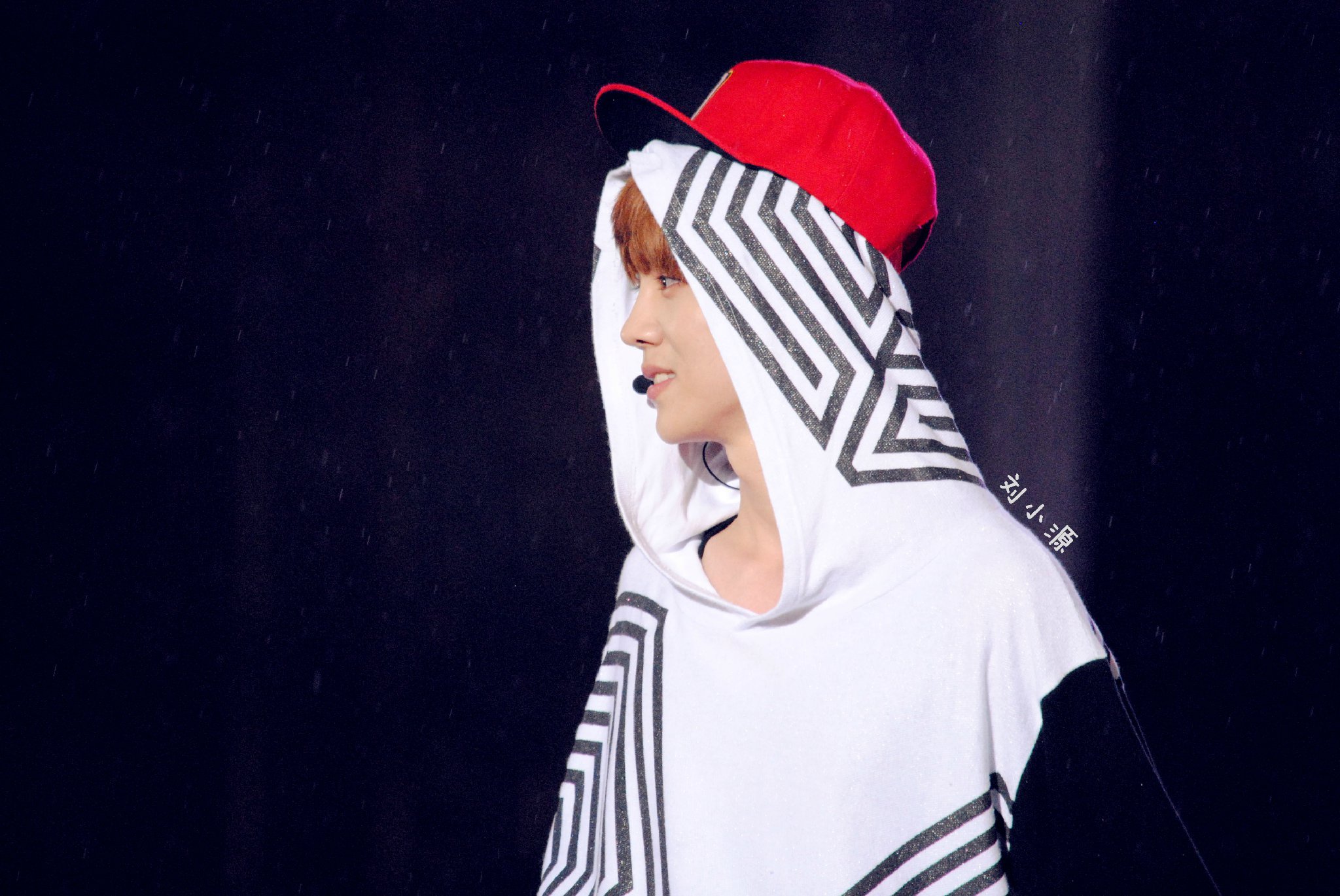 [FANTAKEN] 140628 EXO Concert "The Lost Planet" in Chongqing [105P] 92289085gw1ehudulys2pj21kw122akt