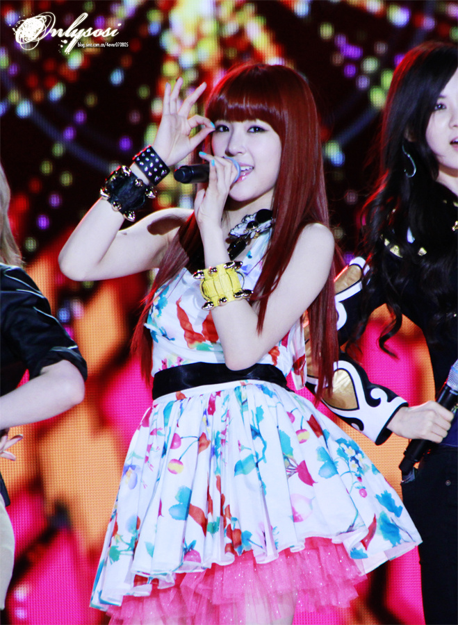 [PICS][29/5/2012] TaeTiSeo biểu diễn tại " KBS Open Concert " A23e54e9gw1dtgiefezb0j