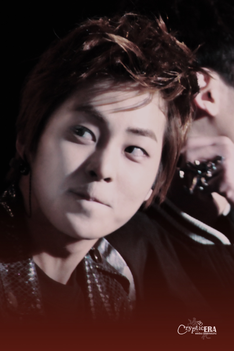 [Fantaken] 091212 EXO M XiuMin @ Chongqing Irreplaceable Concert  A3c65f5btw1dzp09yfus5j