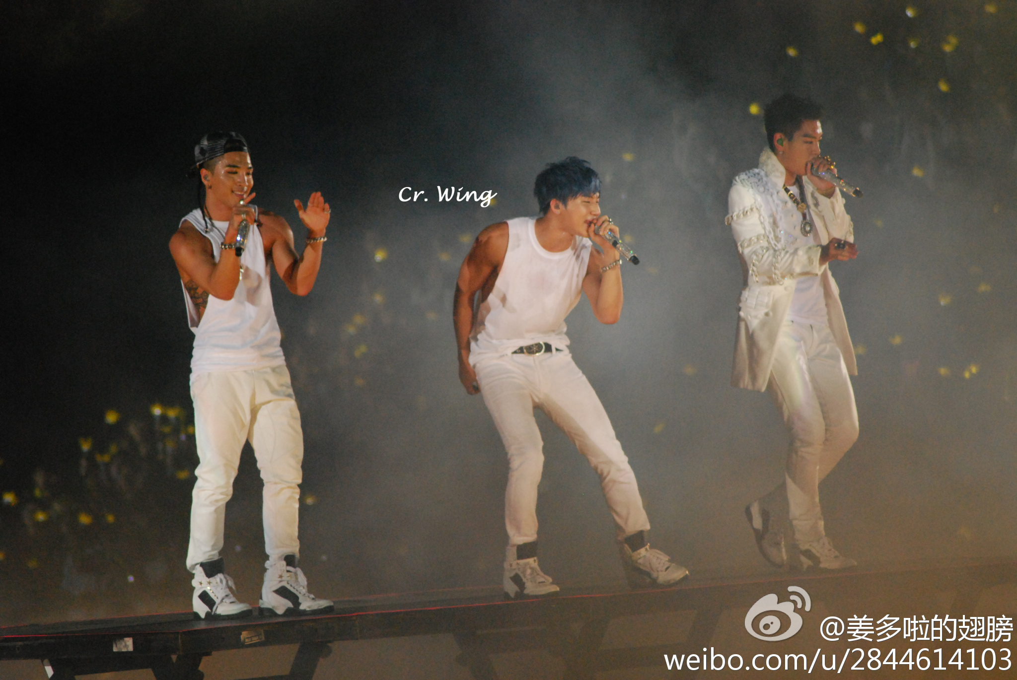 [PhoHD] ALIVE Tour 2012 ở Hồng Kông (8-9-10/12/2012) A98d5dd7gw1dzmwhwkb0xj