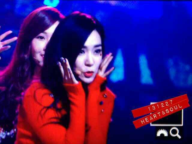 [PIC][27-12-2013]SNSD tham gia Đại nhạc hội cuối năm "KBS Gayo Daejun 2013" vào tối nay Bf389d1fjw1ebyqgb12jqj20hs0dcglw