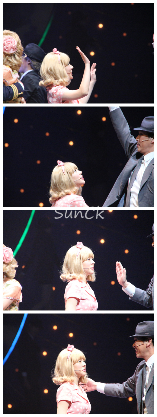 [OTHER][25-10-2012]Hình ảnh mới nhất từ vở nhạc kịch "Catch Me If You Can" của Sunny - Page 4 78501a3bgw1e10do3yotcj