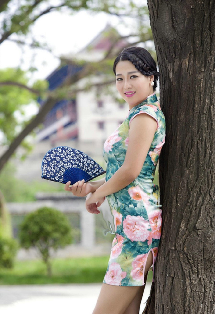 [Picture] [Chinese Beautiful Lady] Tổng hợp - Page 9 Ee156e93jw1eq8i2lyb4cj20ku0ugdln