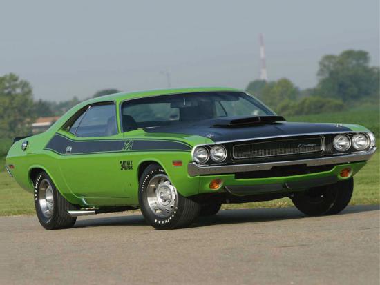 Les MUSCLES CAR Dodge-Challenger-1970-