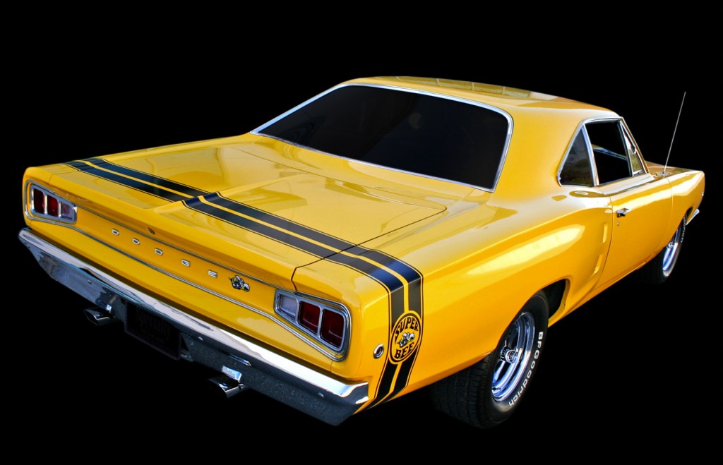 Les MUSCLES CAR Dodge-Super-Bee-1968-1024x659