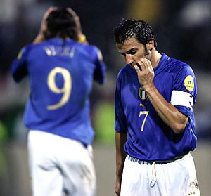       040628-del-piero-e-vieri