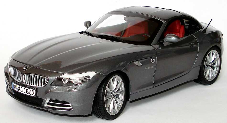 Novedades Kyosho 1zu18_BMW_Z4_Roadster_E89_spacegraumet_BMW_Kyosho_80432147085_17350_03