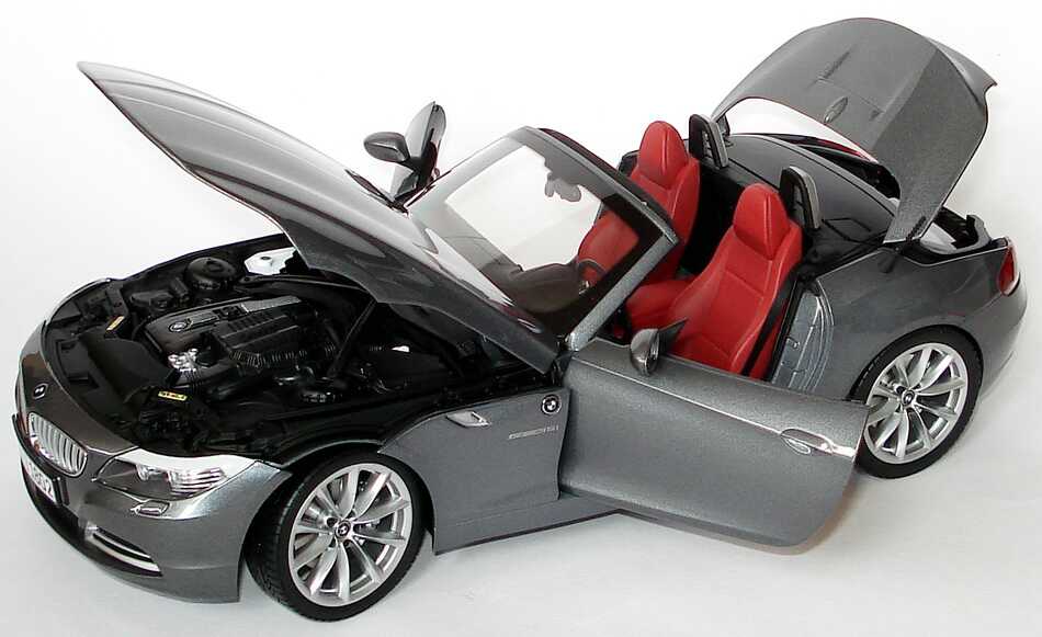 Novedades Kyosho 1zu18_BMW_Z4_Roadster_E89_spacegraumet_BMW_Kyosho_80432147085_17350_16