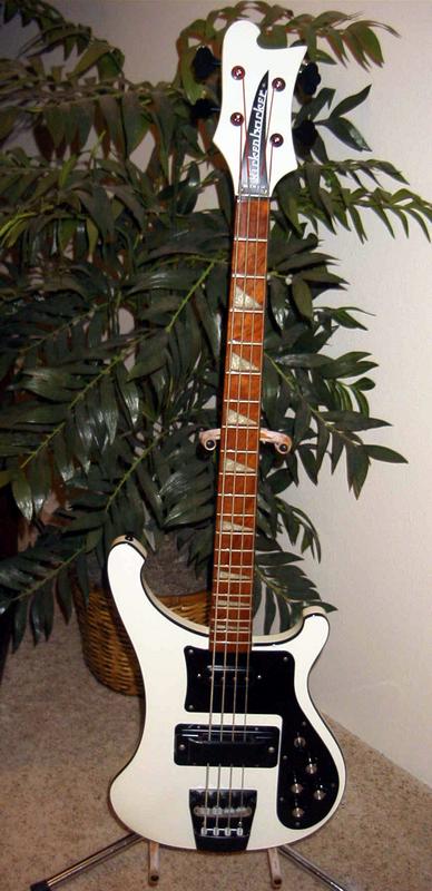 Rickenbacker 4002 - GAS na certa! 4003bt%20032