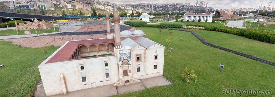 زيارة لتركيا مجانا ثلاثي الابعاد 3D Istanbul-miniaturk-selcuk-isa-bey-camii-pic