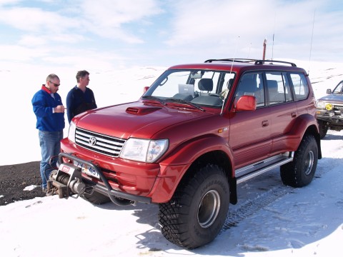  رحلة ومغامرات الثلوج بسيارات الدفع الرباعي offroad  4x4-jeep-tour-009