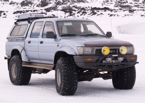  رحلة ومغامرات الثلوج بسيارات الدفع الرباعي offroad  4x4-jeep-tour-020