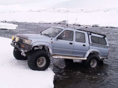  رحلة ومغامرات الثلوج بسيارات الدفع الرباعي offroad  4x4-jeep-tour-059