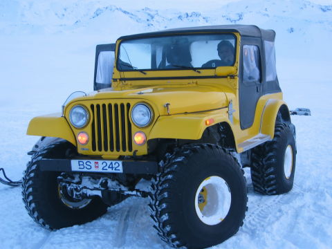 Otomobil genel 4x4-snow-picture-cj-5-38