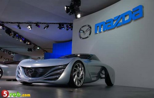 سيارة مازدا الجديده شيء يصعب وصفه 1193243045_mazda_taiki_tokyo_02