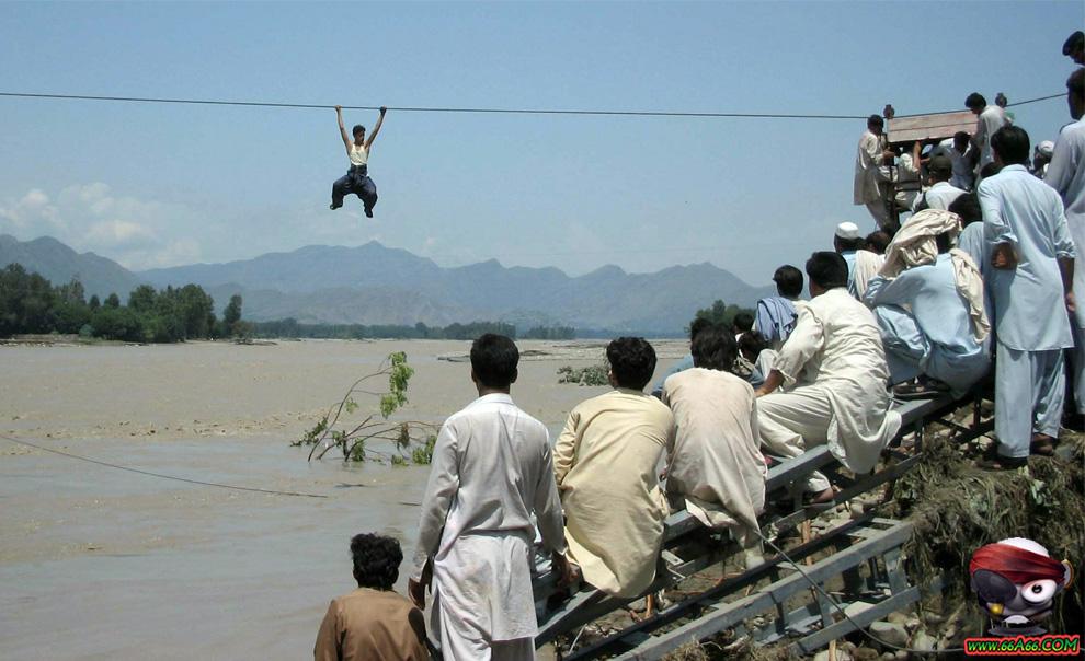فيضانات باكستان بالصور والفيديو والتقرير عن الكارثة Domain-0dd6d08b0e