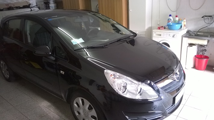 Seconda lucidatura Opel Corsa Carbon Blak interamente fatta a mano 3M 80349 + Gtechniq P1 con Gtechniq Tri Foam Polish Pad WP_20140928_15_59_25_Pro