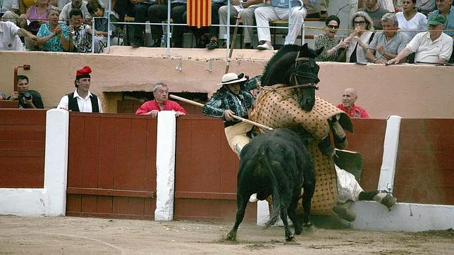 FRANCIA INSCRIBE LAS CORRIDAS DE TOROS COMO PATRIMONIO CULTURAL Toros--644x362