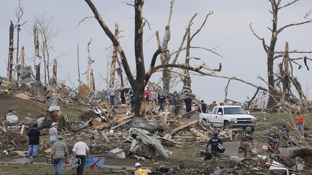Los tornados y tormentas dejan 250 muertos en el sur de EE.UU. Alabama2--644x362