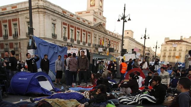 Domingo, 15 de Mayo, gran protesta ciudadana en España. Sol02--644x362