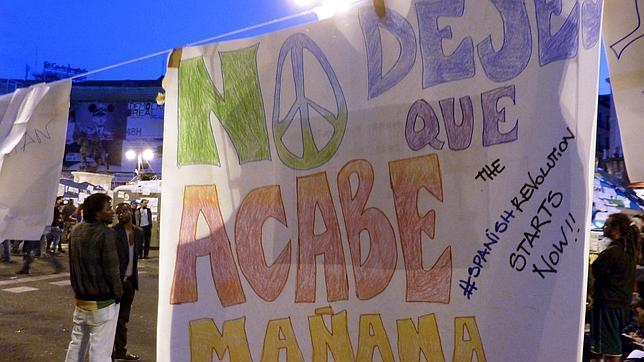 Domingo, 15 de Mayo, gran protesta ciudadana en España. Sol11--644x362