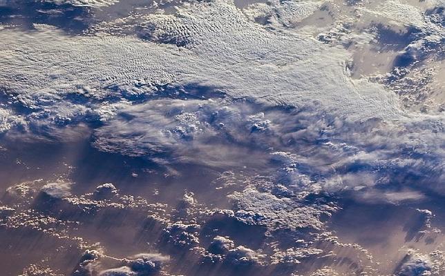 Sí, el cielo se desploma sobre nuestras cabezas Nubes_tierra--644x400